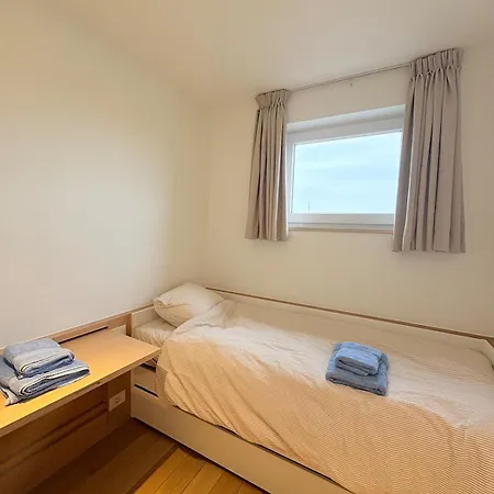 Maison Elouise アパート